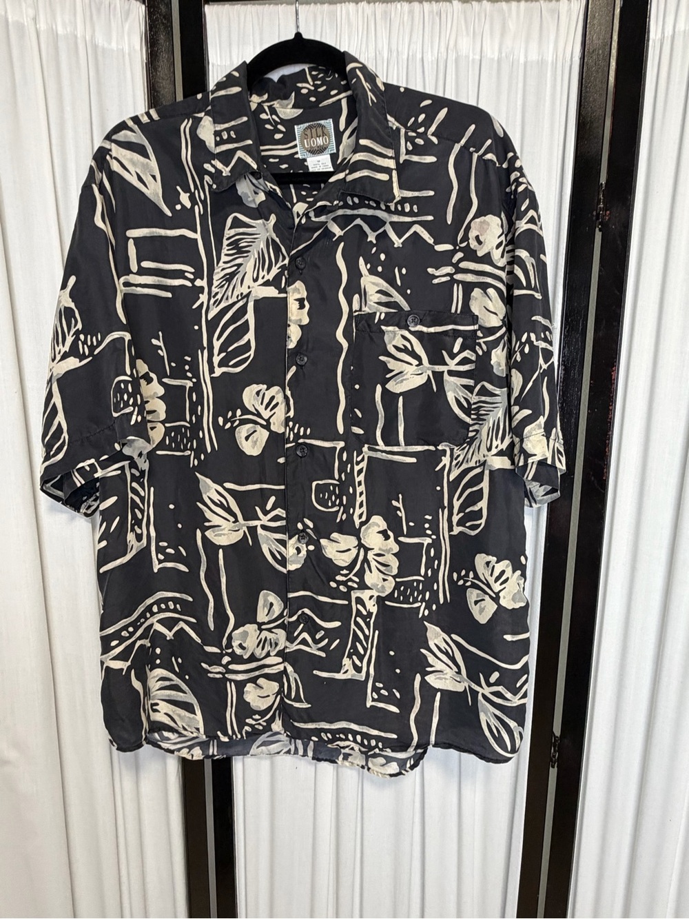 Men’s Silk Uomo 100% Silk Black & Cream Short-Sleeve Printed Button-Down Shirt